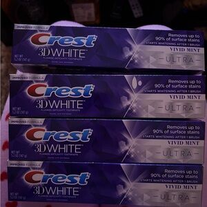 Crest 3D White Ultra Vivid Mint Toothpaste Pack of 4